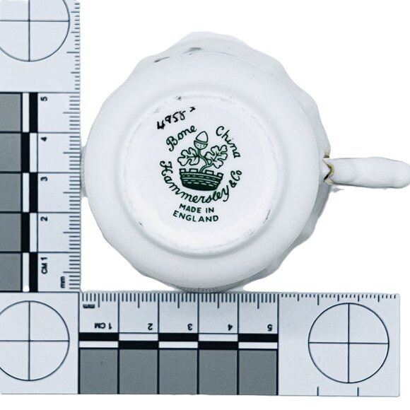 Vintage Hammersley & Co - Lily of the Valley Teacup and Saucer - Picture 10 of 11